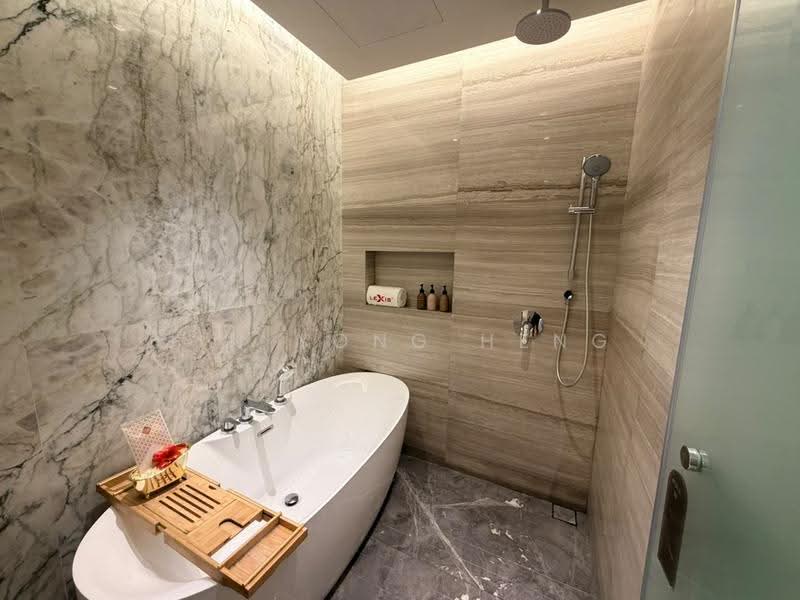Service Residence for Sale at Imperial Lexis - Jin Yong Heng - Bathroom - PropertyGuru.com.my