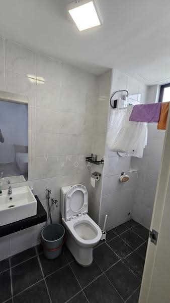 Townhouse for Sale in Bandar Cassia (Batu Kawan) - Vincent Koay - Bathroom - PropertyGuru.com.my