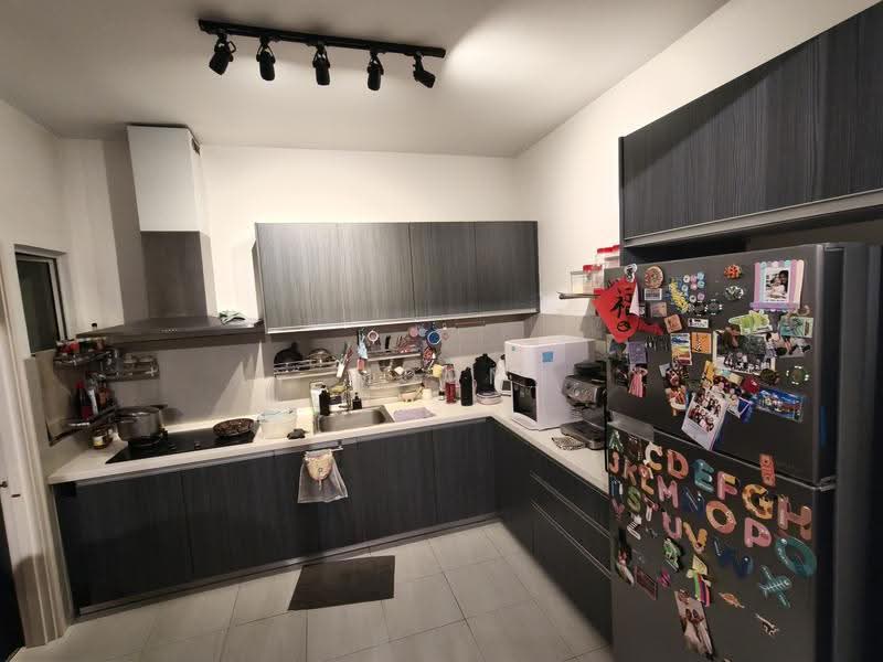 Kondominium untuk Dijual di Koi Kinrara - Moon Chiew - Kitchen - PropertyGuru.com.my