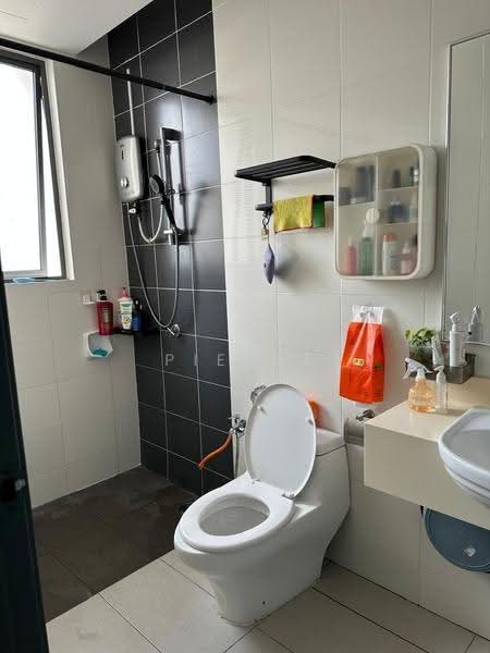Pangsapuri untuk Dijual di Bayu @ Pandan Jaya - Pierre Lam - Bathroom - PropertyGuru.com.my