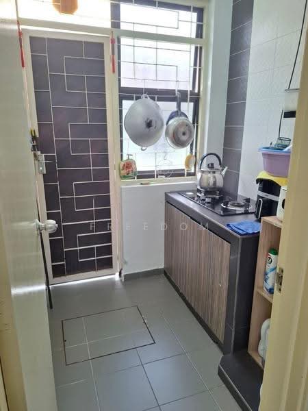 Rumah Teres 1-Tingkat untuk Dijual di Setia Eco Gardens (Gelang Patah) - Freedom Lam - Kitchen - PropertyGuru.com.my