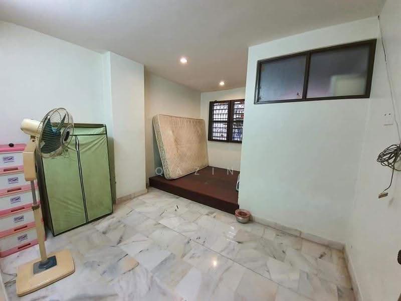 Rumah Teres 2-Tingkat untuk Dijual di Taman Sri Intan (Menglembu) - Qazin Khoo - Bedroom - PropertyGuru.com.my