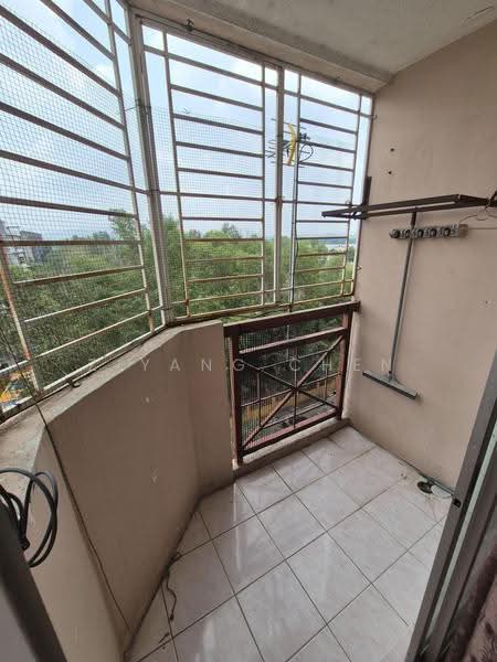 Pangsapuri untuk Disewa di Damai Apartment - Ziyang Chen - Balcony - PropertyGuru.com.my