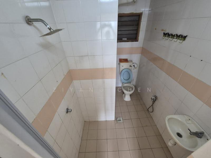 Pangsapuri untuk Disewa di Damai Apartment - Ziyang Chen - Bathroom - PropertyGuru.com.my