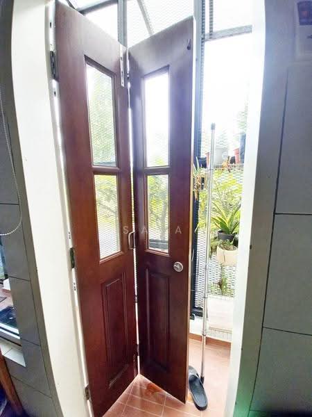 2-storey Terraced House for Sale in Bandar Rimbayu (Telok Panglima Garang) - Sa'a Nordin - Entrance - PropertyGuru.com.my