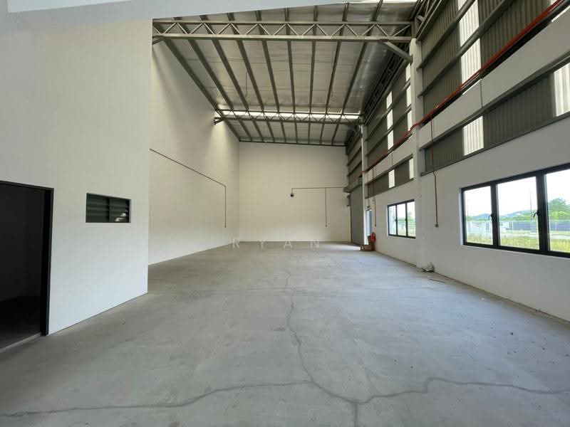 Semi-D Factory for Sale in Eco Business Park V (Puncak Alam) - Ryan Tan - Interior - PropertyGuru.com.my