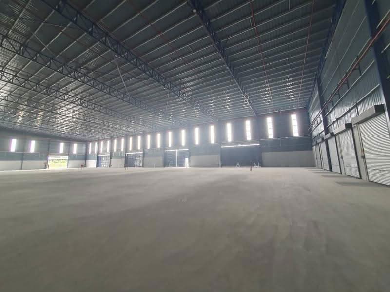 Warehouse for Rent in Rawang (Selangor) - Peter Tan - Interior - PropertyGuru.com.my