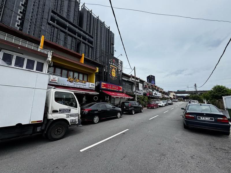 Kedai untuk Disewa di Desa Pahlawan (Ampang) - Loh KC - Exterior - PropertyGuru.com.my