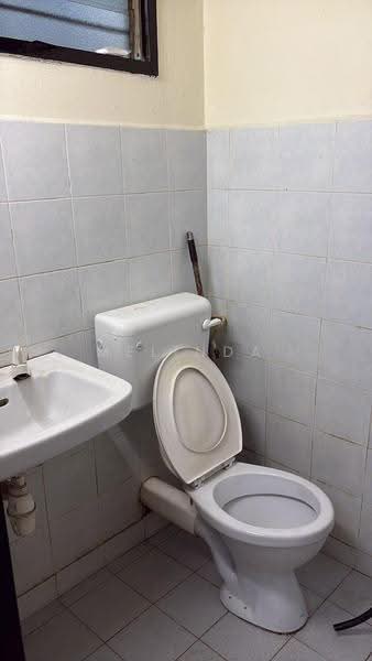Rumah Flat untuk Disewa di Sri Lanang - Melinda Ee - Bathroom - PropertyGuru.com.my