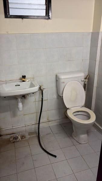 Rumah Flat untuk Disewa di Sri Lanang - Melinda Ee - Bathroom - PropertyGuru.com.my