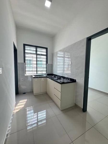 Rumah Teres 2-Tingkat untuk Disewa di Johor Bahru (Johor) - Chuan Hong Kee - Kitchen - PropertyGuru.com.my