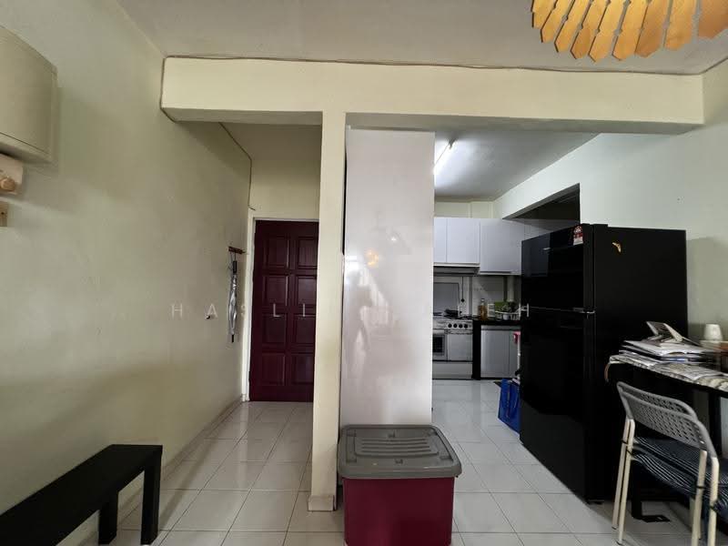 Pangsapuri untuk Dijual di Halaman Cendana - Haslin Saleh - Kitchen - PropertyGuru.com.my