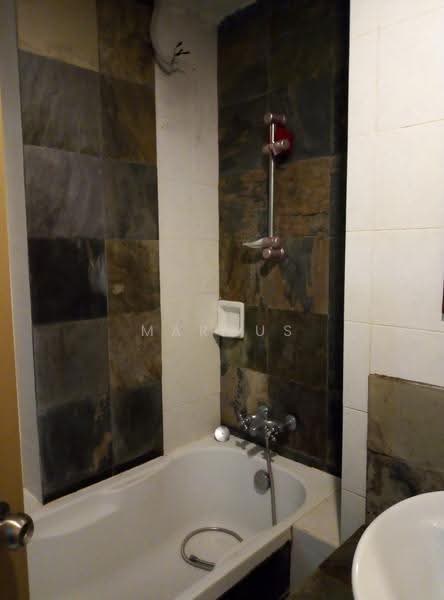 Kediaman Servis untuk Disewa di Ritze Perdana 1 - Marcus Koh - Bathroom - PropertyGuru.com.my