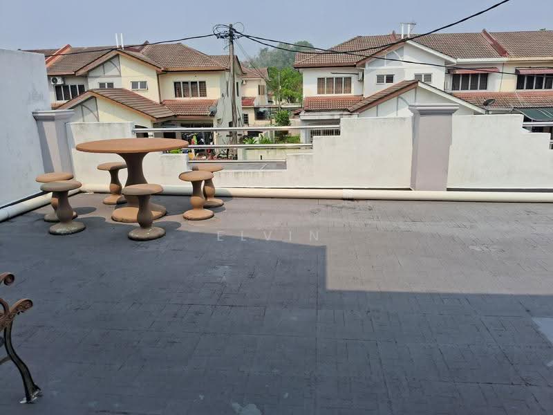 Rumah Teres 2-Tingkat untuk Dijual di Rawang (Selangor) - Elvin Soh - Exterior - PropertyGuru.com.my