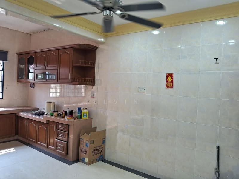 Rumah Teres 2-Tingkat untuk Dijual di Rawang (Selangor) - Elvin Soh - Kitchen - PropertyGuru.com.my