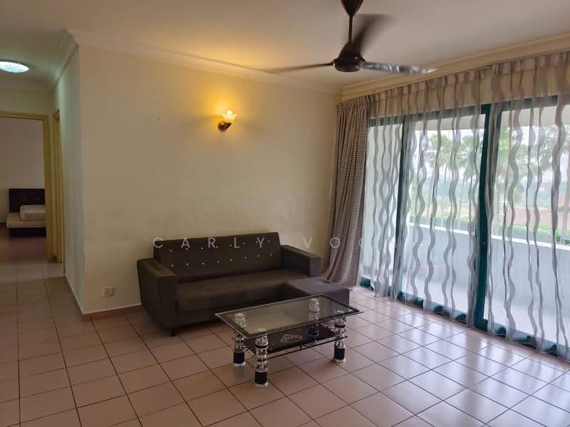 Kondominium untuk Disewa di The Straits View Condominium - Carly Voon - Living Room - PropertyGuru.com.my