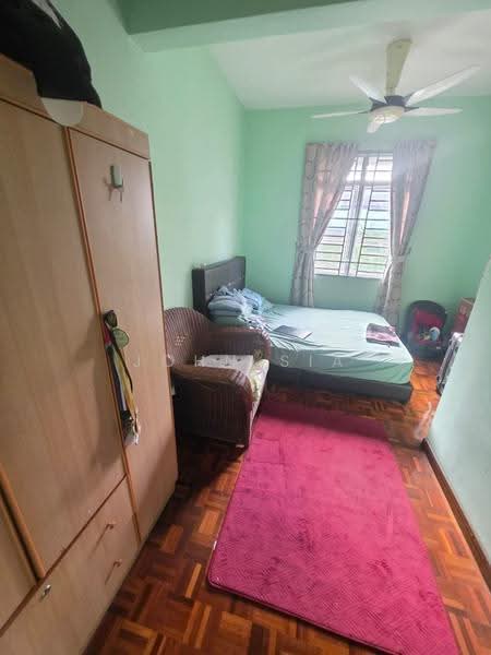 Pangsapuri untuk Dijual di Mon Bisca - John Sia - Bedroom - PropertyGuru.com.my