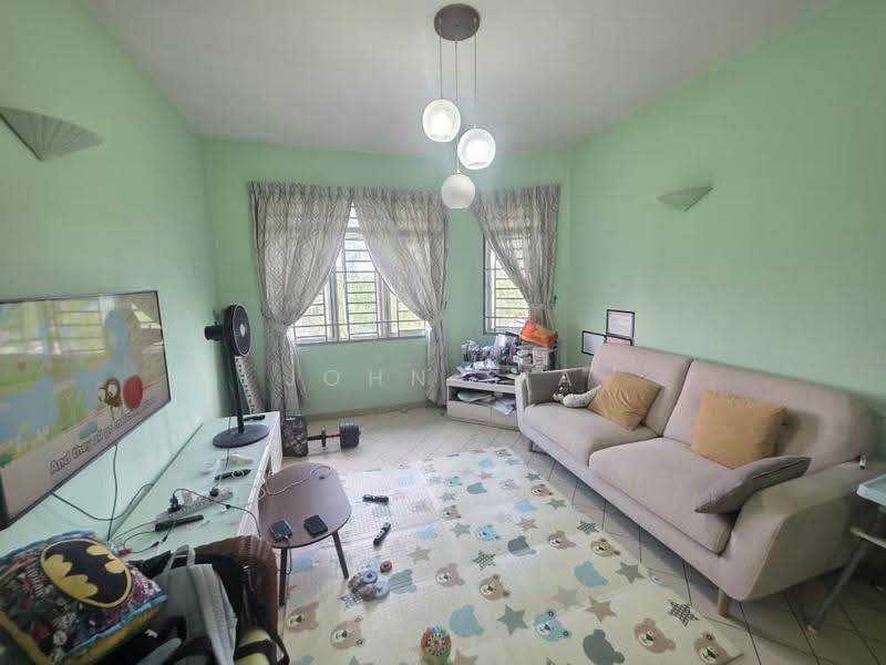 Pangsapuri untuk Dijual di Mon Bisca - John Sia - Living Room - PropertyGuru.com.my