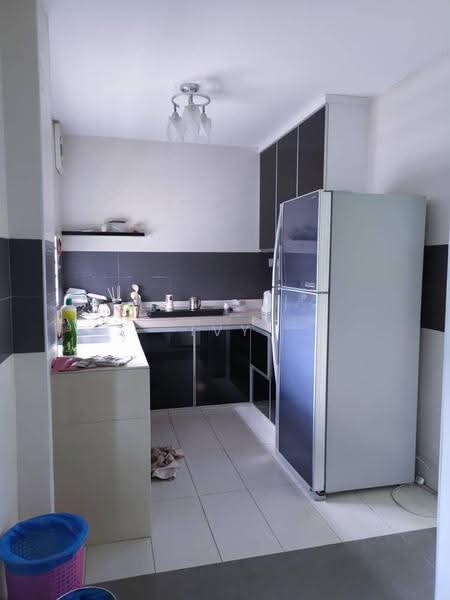 2-storey Terraced House for Rent in Taman Seri Austin (Tebrau) - Ivy Low - Kitchen - PropertyGuru.com.my