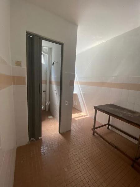 Flat for Sale at Prime Square - Woon . - Bathroom - PropertyGuru.com.my