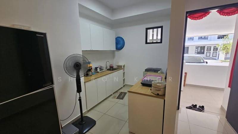 Townhouse for Sale in Bandar Cassia (Batu Kawan) - Sharon Khor - Kitchen - PropertyGuru.com.my
