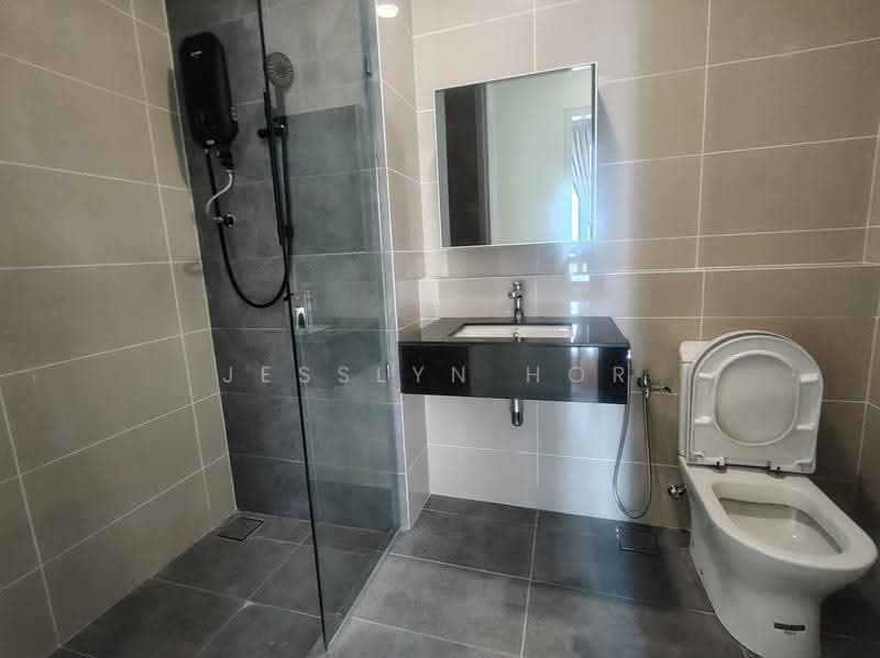 Condominium for Rent at The Maple Residences - Jesslyn Hor - Bathroom - PropertyGuru.com.my