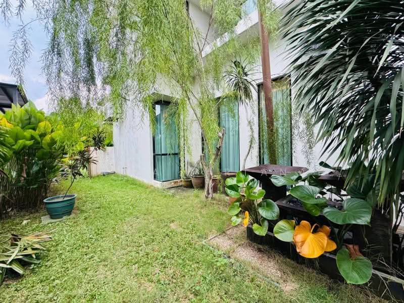 Semi-Detached House for Sale in Cahaya Spk (Shah Alam) - Sariza Hartanah - Exterior - PropertyGuru.com.my