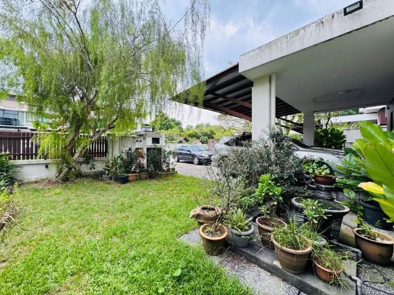 Semi-Detached House for Sale in Cahaya Spk (Shah Alam) - Sariza Hartanah - Exterior - PropertyGuru.com.my