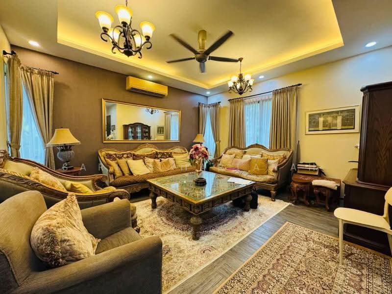 Semi-Detached House for Sale in Cahaya Spk (Shah Alam) - Sariza Hartanah - Living Room - PropertyGuru.com.my