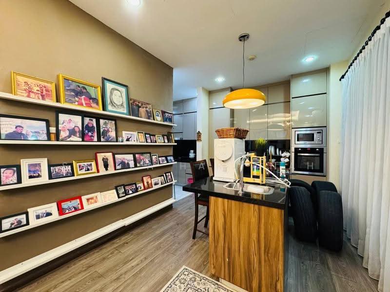 Semi-Detached House for Sale in Cahaya Spk (Shah Alam) - Sariza Hartanah - Kitchen - PropertyGuru.com.my