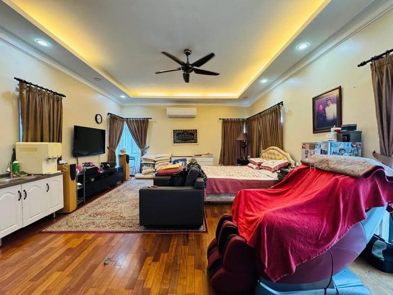 Semi-Detached House for Sale in Cahaya Spk (Shah Alam) - Sariza Hartanah - Bedroom - PropertyGuru.com.my
