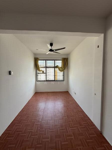 Apartment for Sale at Pangsapuri Pulai Mutiara 3 - Daniel Yong - Interior - PropertyGuru.com.my