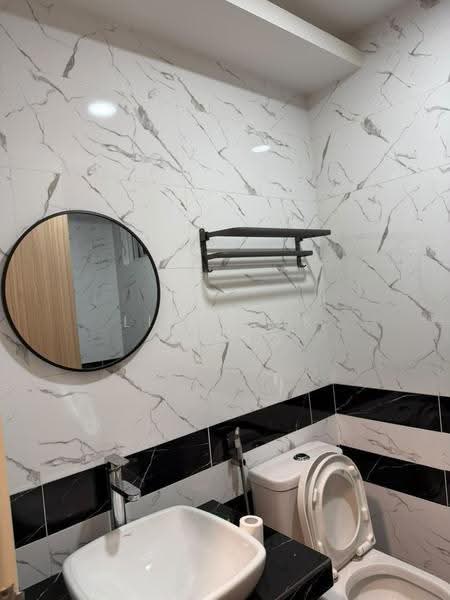 Condominium for Rent at QuayWest Residence - Lim Seok Cheng - Bathroom - PropertyGuru.com.my