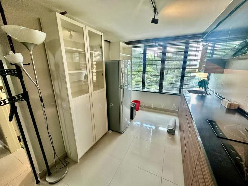 Service Residence for Rent at Subang Soho (One Soho) - Thanap Priyaa - Kitchen - PropertyGuru.com.my