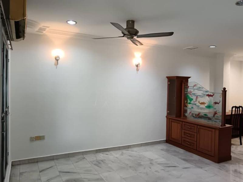 Rumah Teres 2-Tingkat untuk Dijual di SS23 (Petaling Jaya) - James Tan - Living Room - PropertyGuru.com.my