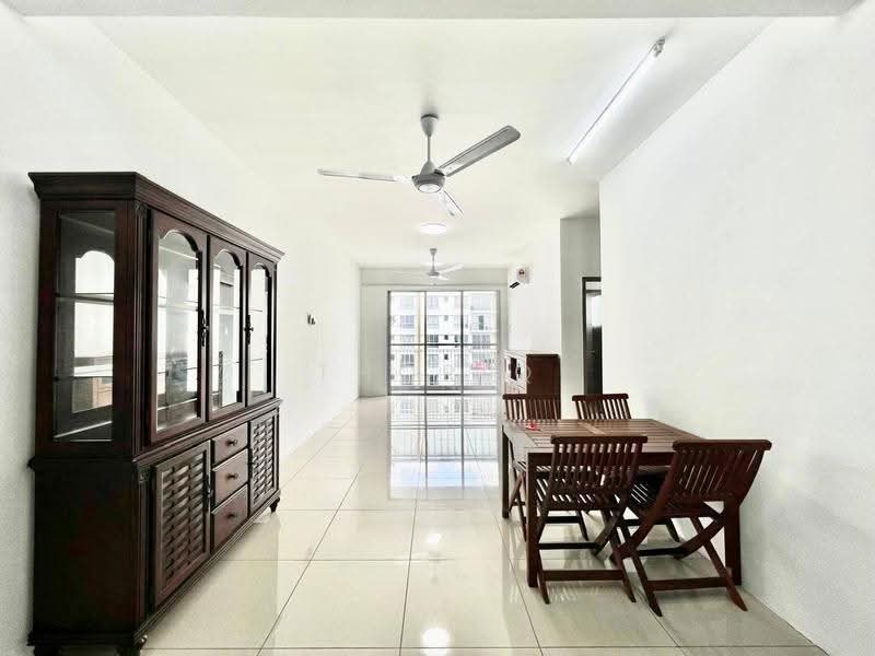 Kondominium untuk Disewa di Platinum Splendor Residence - Thoriq Suparman - Living Room - PropertyGuru.com.my