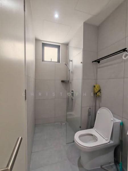 Kediaman Servis untuk Disewa di Laurel Residence - Christopher Wong - Bathroom - PropertyGuru.com.my