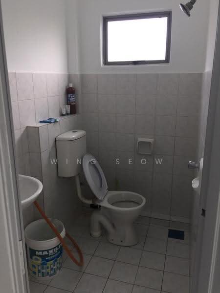 Apartment for Sale at Fortune Court - Wing Seow - Bathroom - PropertyGuru.com.my