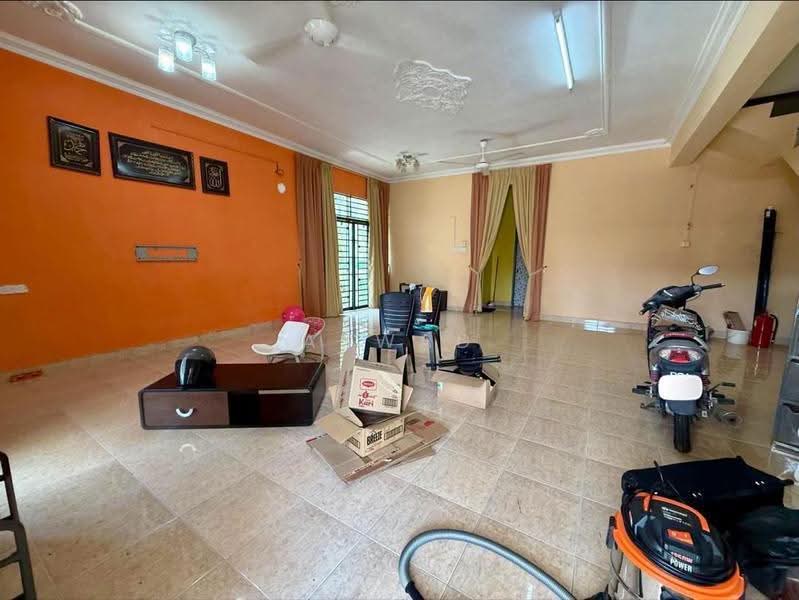 Semi-Detached House for Sale in Taman Jawi Indah (Sungai Jawi) - Aswad . - Living Room - PropertyGuru.com.my