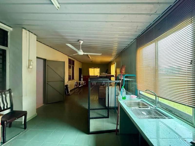 Semi-Detached House for Sale in Taman Jawi Indah (Sungai Jawi) - Aswad . - Interior - PropertyGuru.com.my