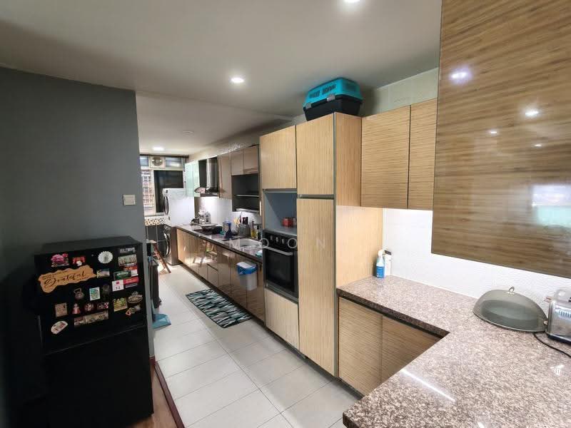 Service Residence for Sale at Koi Kinrara - Moon Chiew - Kitchen - PropertyGuru.com.my