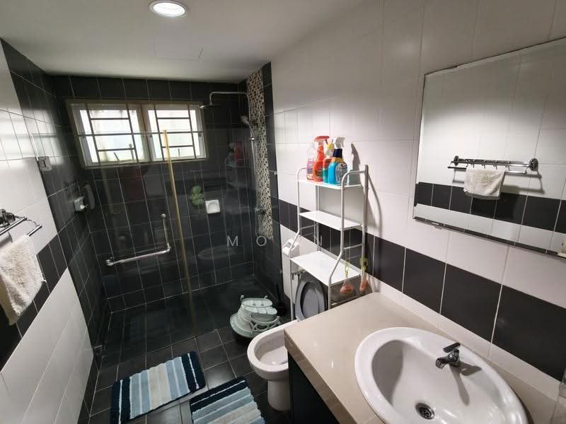Service Residence for Sale at Koi Kinrara - Moon Chiew - Bathroom - PropertyGuru.com.my