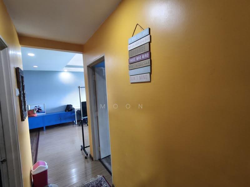 Service Residence for Sale at Koi Kinrara - Moon Chiew - Corridor - PropertyGuru.com.my