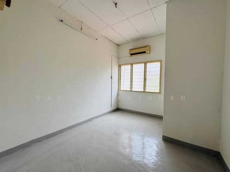 Rumah Teres 2-Tingkat untuk Dijual di Seksyen 7 (Shah Alam) - Sariza Hartanah - Interior - PropertyGuru.com.my