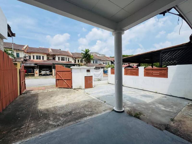 Rumah Teres 2-Tingkat untuk Dijual di Seksyen 7 (Shah Alam) - Sariza Hartanah - Exterior - PropertyGuru.com.my