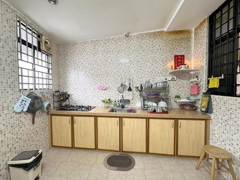 Semi-Detached House for Sale in Jelutong (Penang) - Eddy Lim - Kitchen - PropertyGuru.com.my