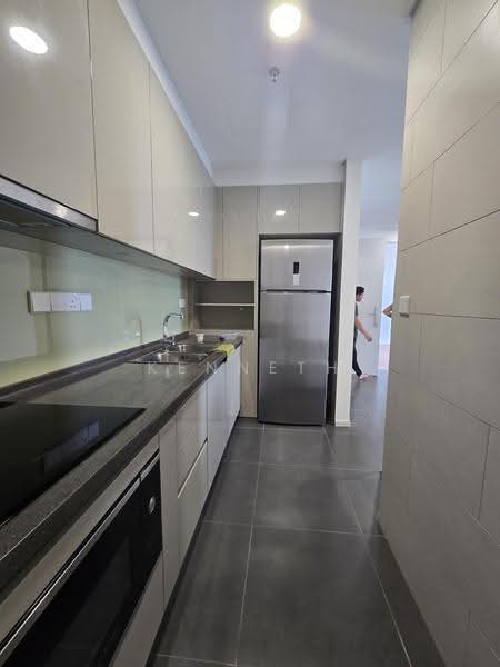 Kediaman Servis untuk Disewa di Ativo Suites @ Damansara Avenue - Kenneth Wang - Kitchen - PropertyGuru.com.my