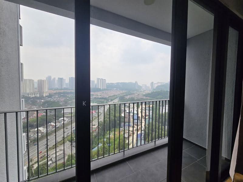 Kediaman Servis untuk Disewa di Ativo Suites @ Damansara Avenue - Kenneth Wang - Balcony - PropertyGuru.com.my