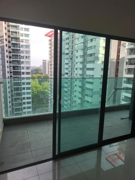 Kediaman Servis untuk Dijual di Twin Residences - Wai Ann Teng - Balcony - PropertyGuru.com.my