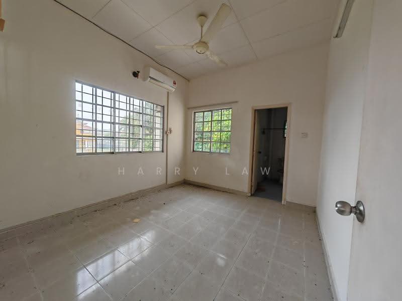 Bungalow House untuk Dijual di Ayer Keroh (Melaka) - Harry Law - Interior - PropertyGuru.com.my